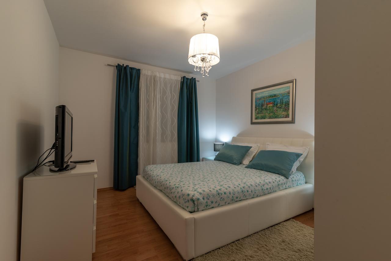 Apartments Maria โตรกีร์ ภายนอก รูปภาพ