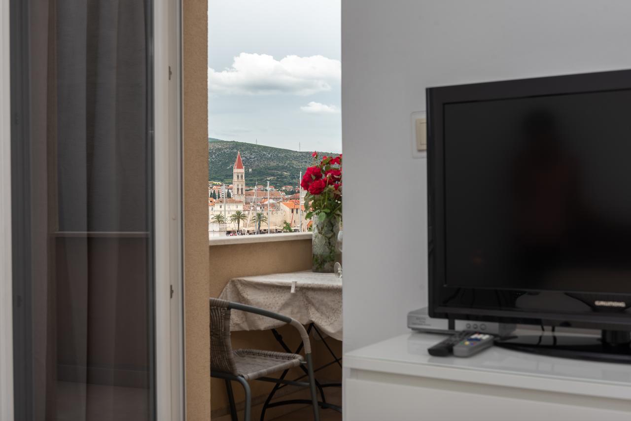 Apartments Maria โตรกีร์ ภายนอก รูปภาพ